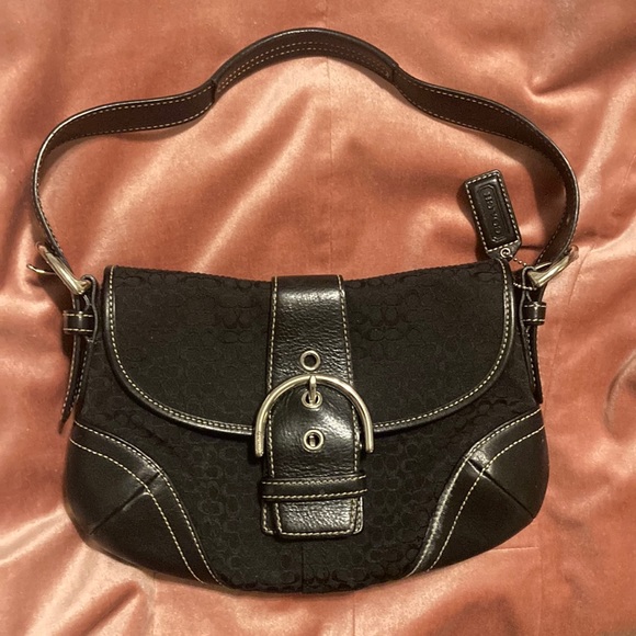 Coach Handbags - Vintage Coach Y2K Black Leather Signature Jacquard Soho Buckle Hobo Handbag